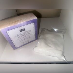 CDP Lavender Vanilla Fine Bath Salts 13.93 Oz. New Sealed.